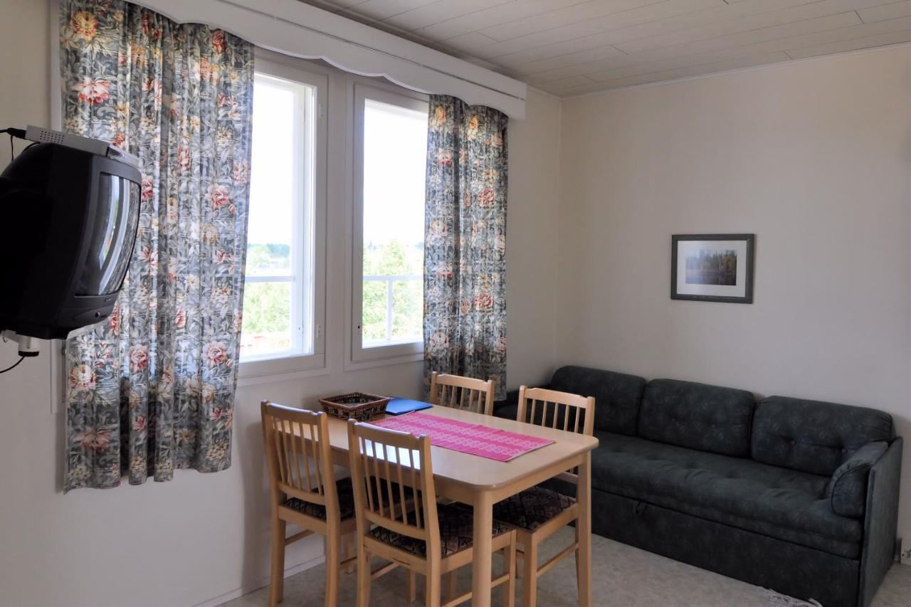 Lomamaja Pekonen Apartments Muonio Ruang foto